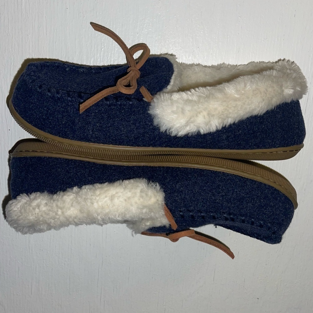 Slippers 6/7 - Picture 2 of 3